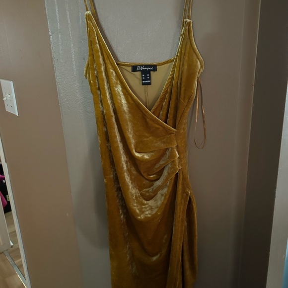 Velvet party dresses - Picture 3 of 7